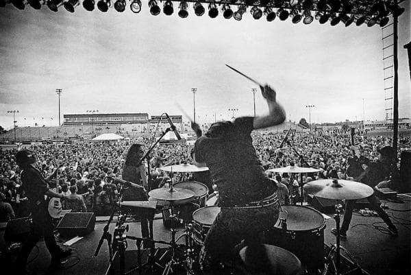 The Last Vegas live at the Rockford Speedway